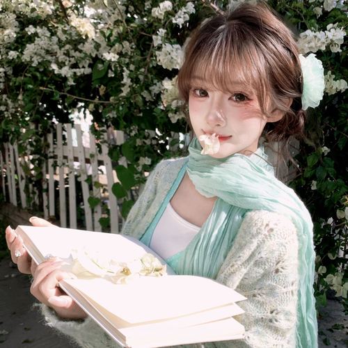 姜允熹Sunny的美女聊天室