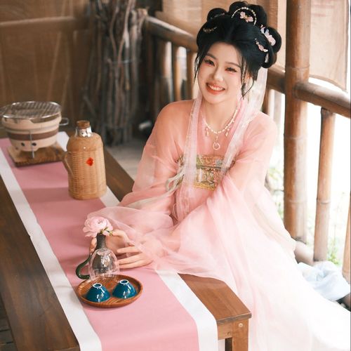 馒头～的美女聊天室