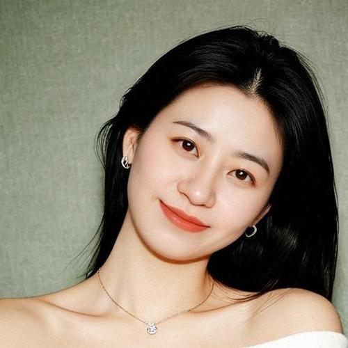 新人非你不可的美女聊天室