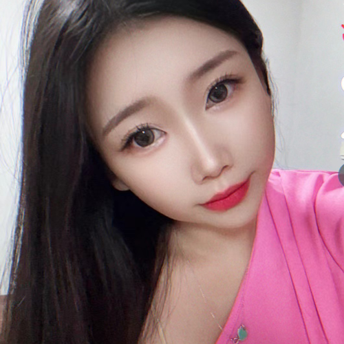 湖南新人：妮妮的美女聊天室