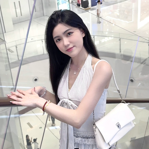 萧暄๑.๑贺onlyone帅哥升爵位～