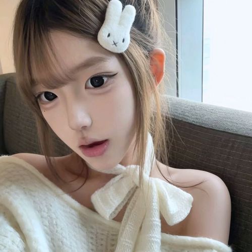 甜馨儿·的美女聊天室