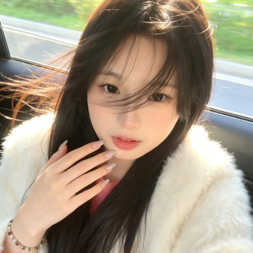 依一.的美女聊天室