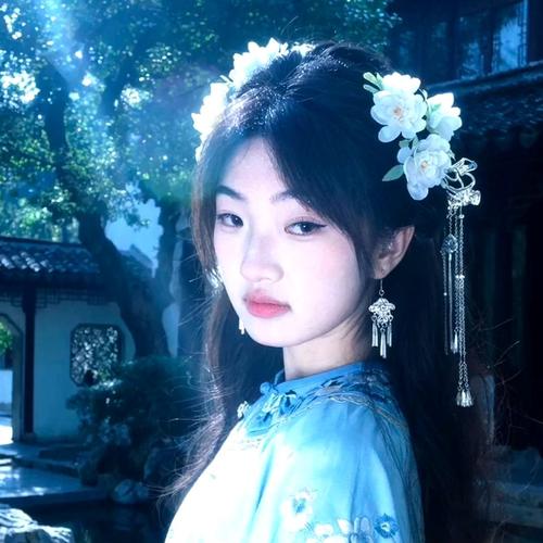 新人系小黄的美女聊天室