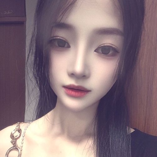 灵儿ᥫ᭡的美女聊天室