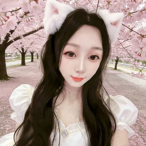 九儿ღ冷暖自知，求宠的美女聊天室