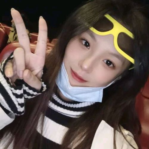 昵称不能太淘气哦7O553BG81M的美女聊天室