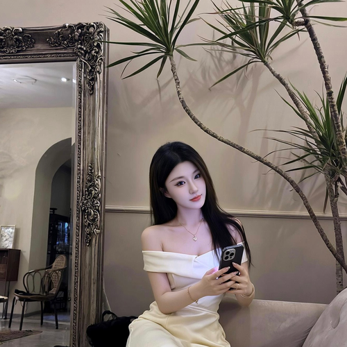 知恩真的美女聊天室