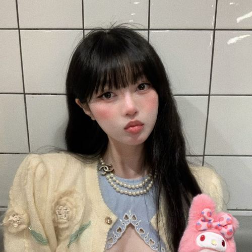 新人缪斯的美女聊天室