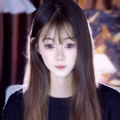 小琪第一天直播的美女聊天室