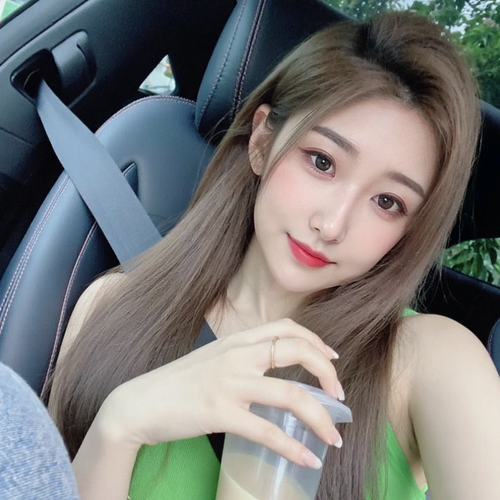 盛夏✨✨梧桐的美女聊天室