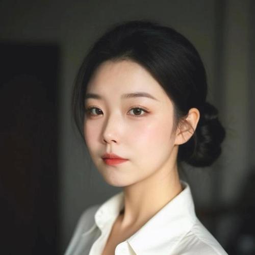 新人沁妍的美女聊天室