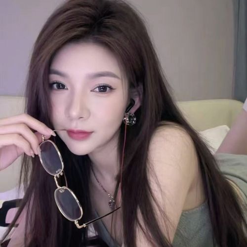 辰辰♥等一束光的美女聊天室