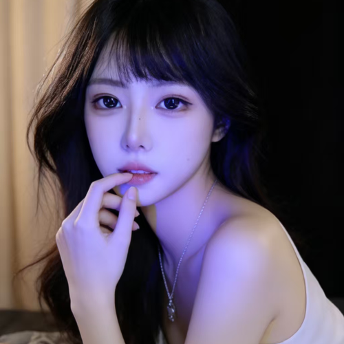 M、新人卷卷的美女聊天室