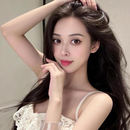 唱歌的柚柚的美女聊天室