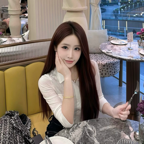斯瑶。的美女聊天室