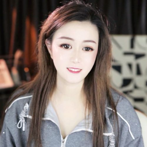 新人杨咩咩♥的美女聊天室