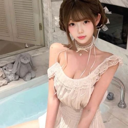 小十六的美女聊天室