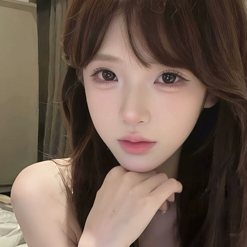 新主播：曼溪吖的美女聊天室