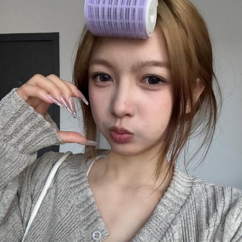 兰兰……的美女聊天室