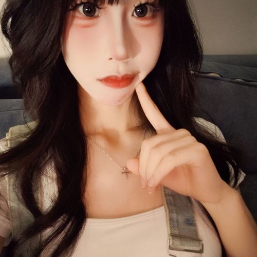 小悦悦～的美女聊天室