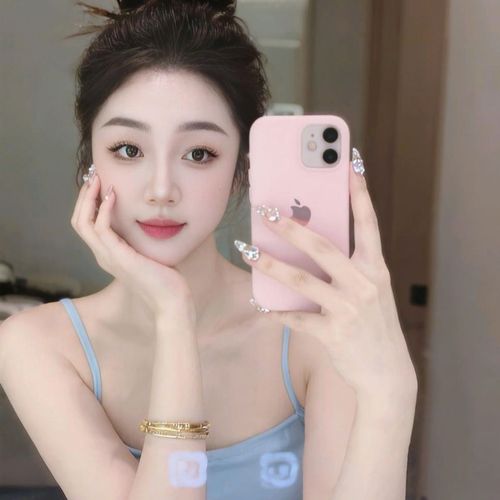 大码漂亮女孩的美女聊天室