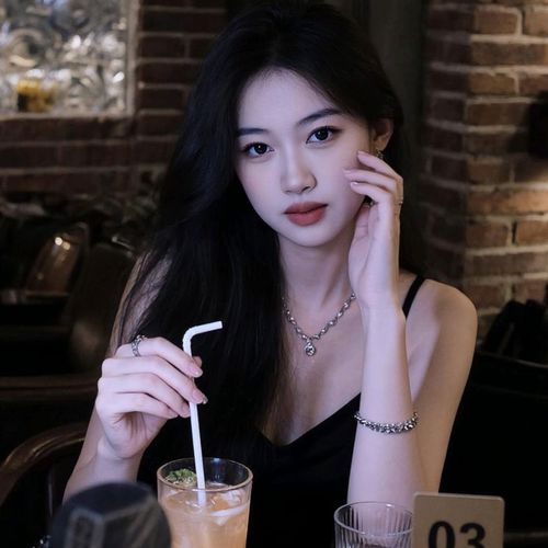 琦琦$的美女聊天室