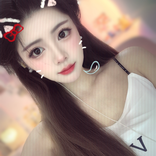 米儿♛愿万事顺遂的美女聊天室