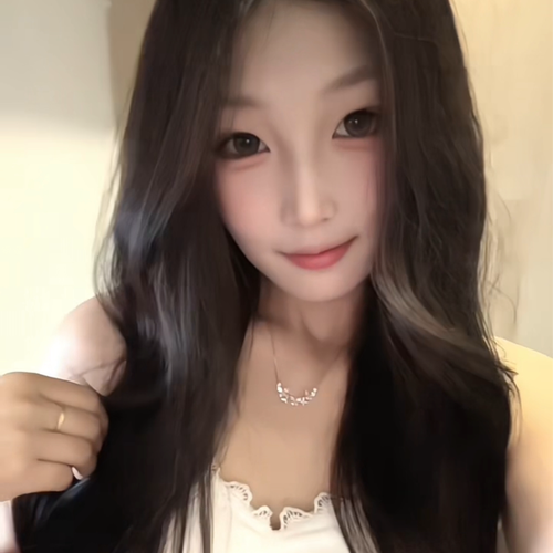 新人饱饱·的美女聊天室