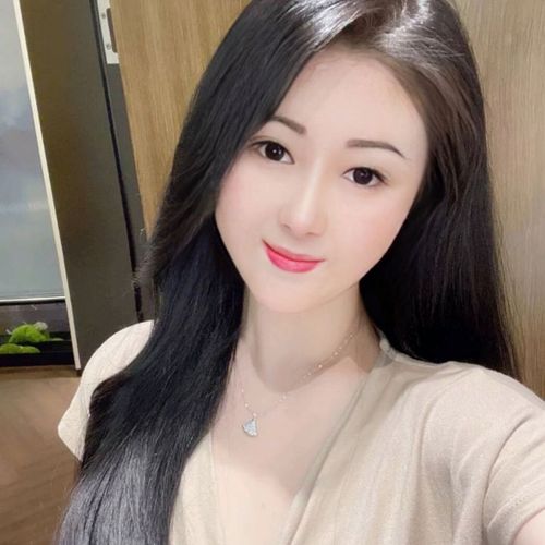 新人【小六】求家人求宠爱吖的美女聊天室