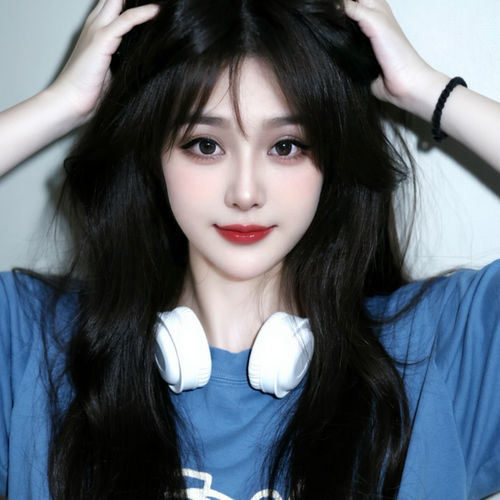 新人陈青柠的美女聊天室