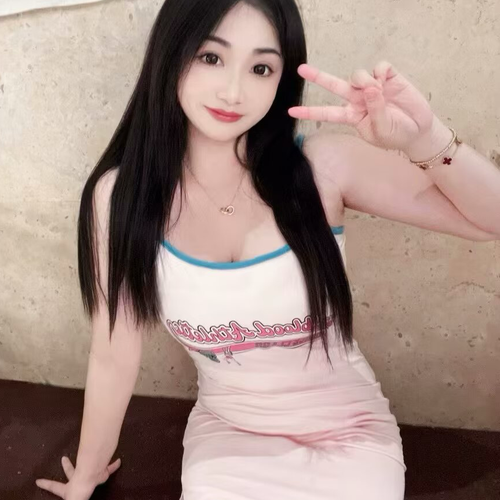 新人林真心的美女聊天室