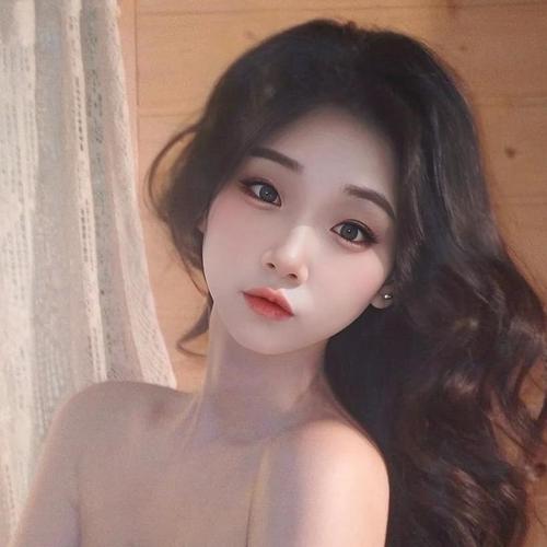 格格新人Goodluckal的美女聊天室
