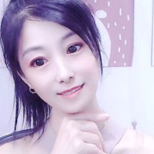 新人娜拉兰儿顺顺顺的美女聊天室
