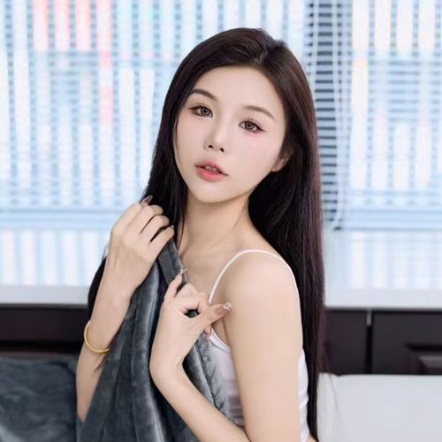 热舞-杨依依！的美女聊天室