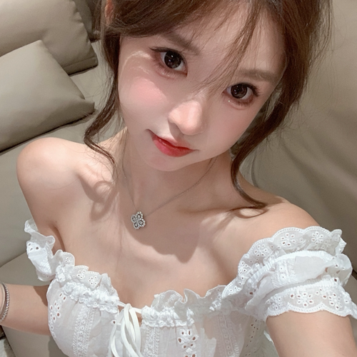 新人橙汁er椰的美女聊天室