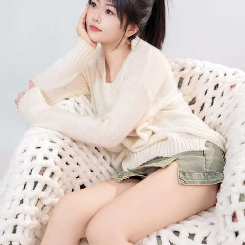 ·苏三，新人第一天的美女聊天室