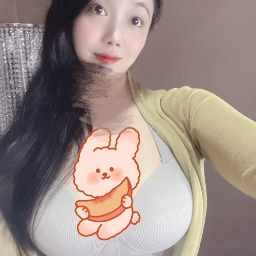 新人慢热唱歌的美女聊天室