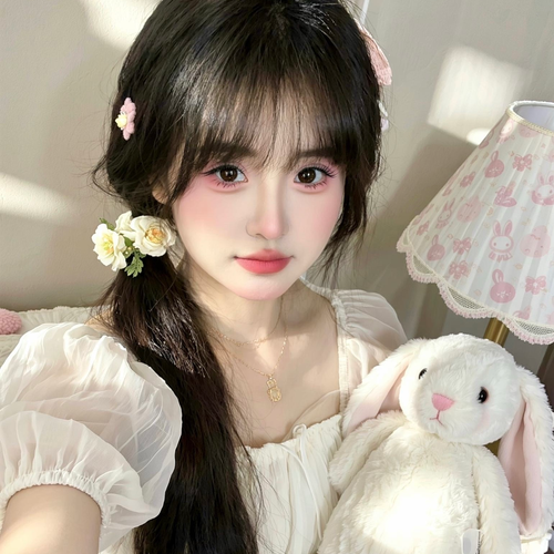 AA玖鸢的美女聊天室