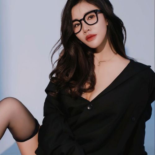 灵儿森淼C～舞的美女聊天室