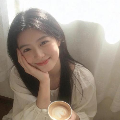 东方树叶。。。的美女聊天室