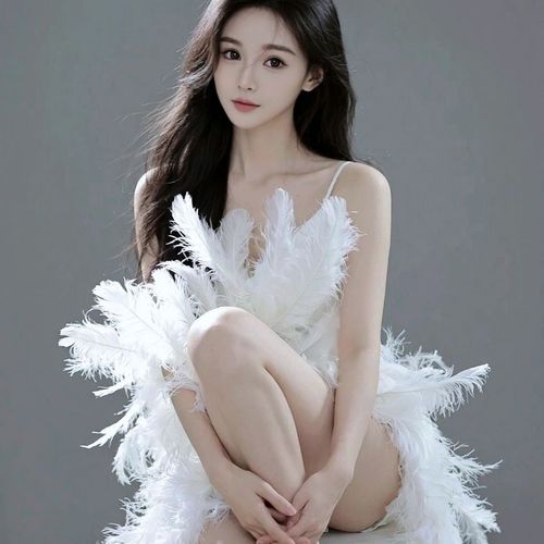 新人清冷的美女聊天室