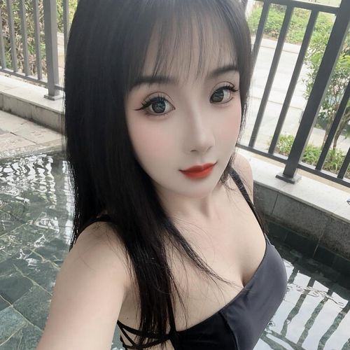 @胡胡吖的美女聊天室