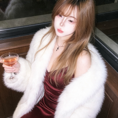 小余yu的美女聊天室