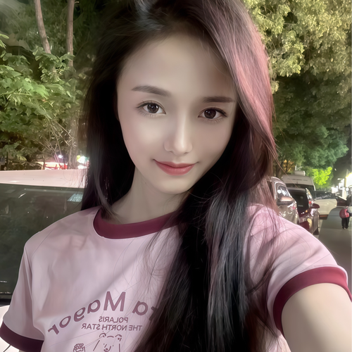 群饱饱❤️Ⱄⱄᐝ发光先吃饱Ⱄⱄᐝ的美女聊天室