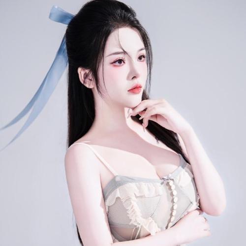 黎黎乖