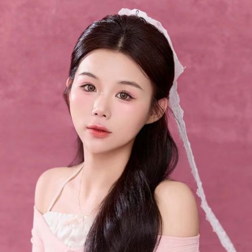 杨依依~热舞的美女聊天室