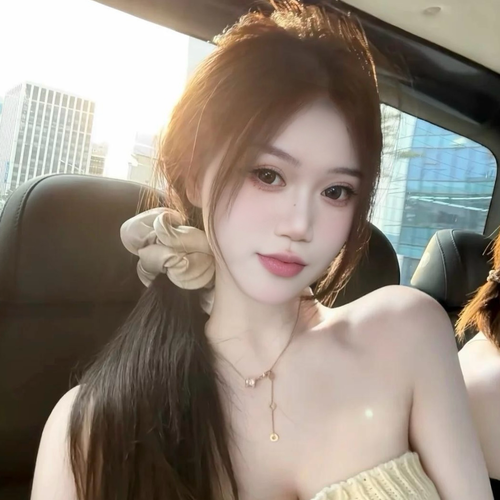 君君子吖的美女聊天室