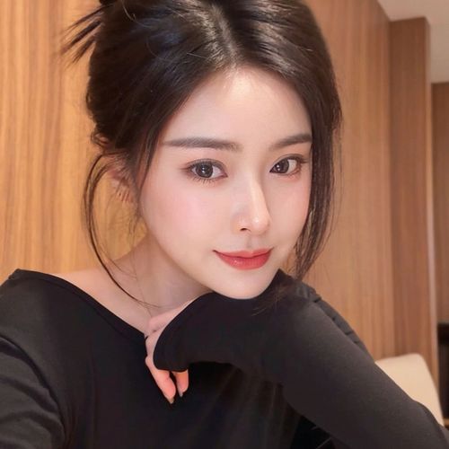 轩是大聪明的美女聊天室