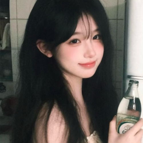 这合理吗的美女聊天室